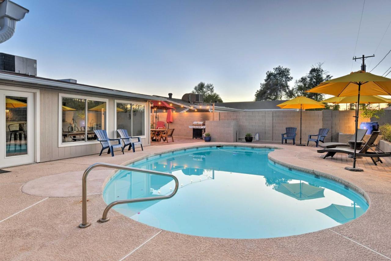 Phoenix Home With Pool And Camelback Mtn Views! Exterior photo